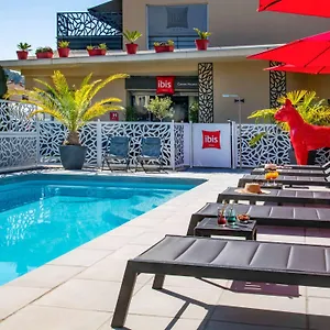 Отель Ibis Cannes Sartoux Piscine Parking Gratuit